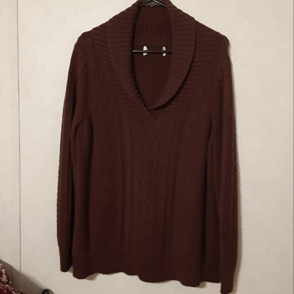SZ L BROWN CABLE KNIT SWEATER